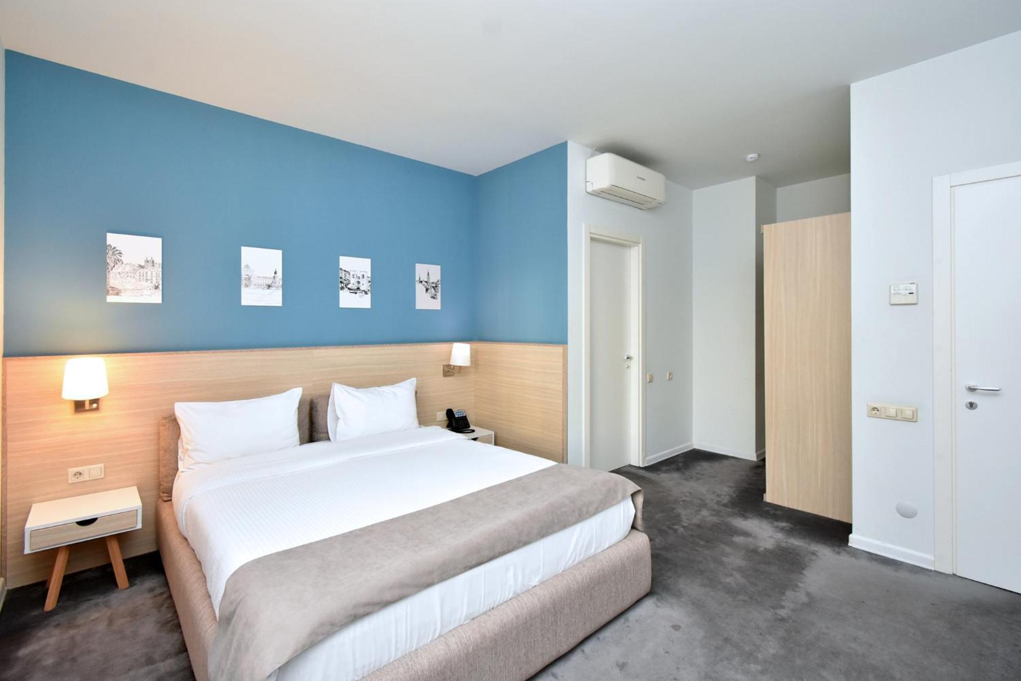 In City Hotel 耶烈万 外观 照片